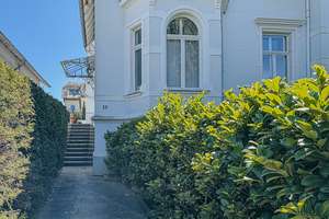 Lübeck/ St. Jürgen - Wohnen auf zwei Ebenen in eleganter Jugendstilvilla – Die vollständige Adresse der Immobilie erhältst du vom Anbieter., 23564 Sankt Jürgen, Lübeck – Vorschaubild 2