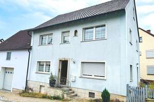 *FAMILIENFREUNDLICH & UMFASSEND MODERNISIERT* Sofort beziehbares Haus mit Nebengebäuden und Garten, – Die vollständige Adresse der Immobilie erhältst du vom Anbieter., 97514 Oberaurach – Vorschaubild 3