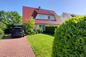 Gepflegte Doppelhaushälfte in ruhiger Lage  
