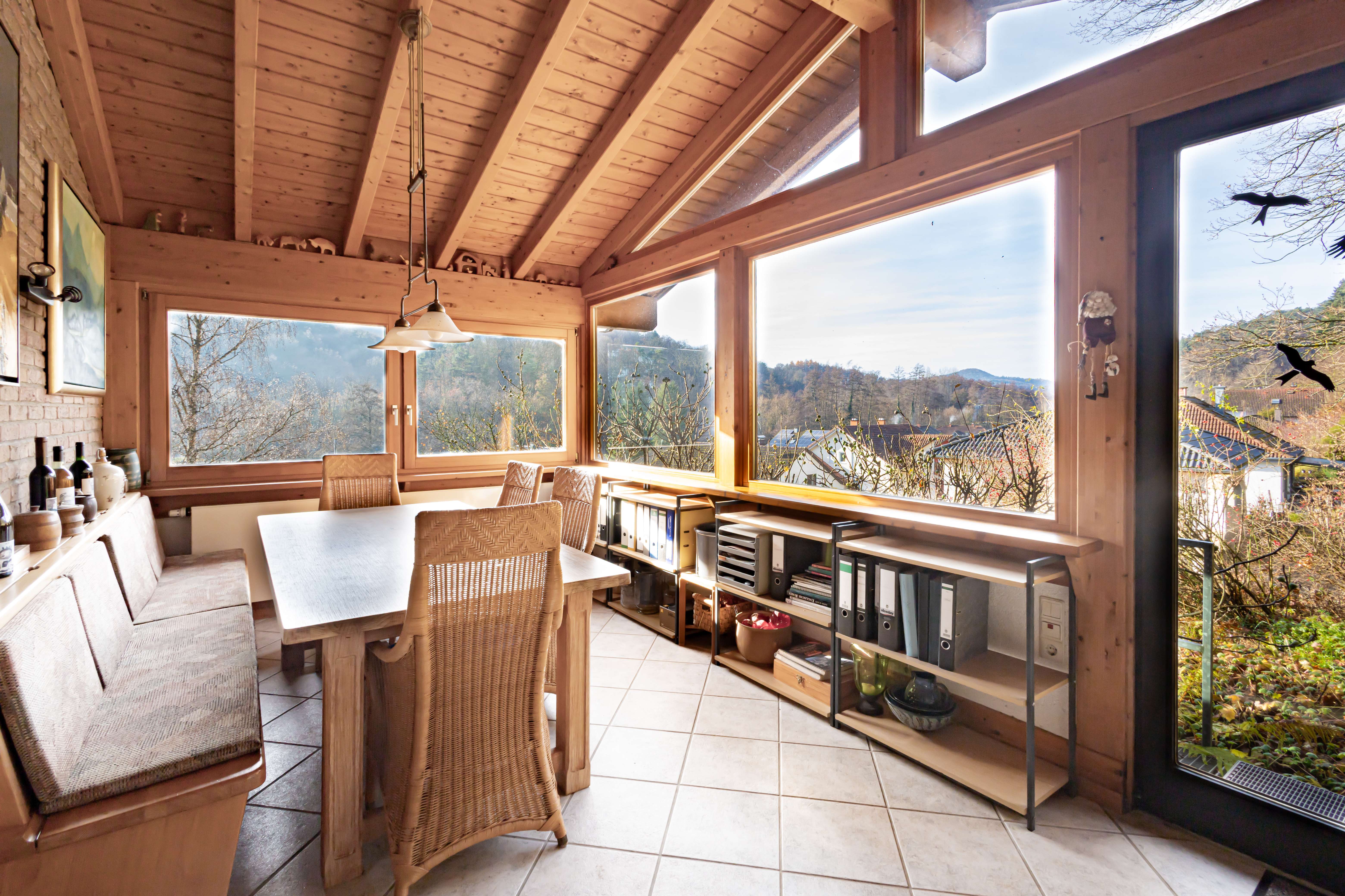 Immobilie in Münchweiler am Klingbach - Energetisch aufgewertetes Haus am Waldrand-Südhanglage - Bild 6