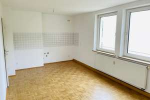 Gemütliche 2-Zimmer-Wohnung mit Balkon nahe Dutzendteich – Oskar-von-Miller-Str. 34, 90478 Dutzendteich, Nürnberg – Vorschaubild 4