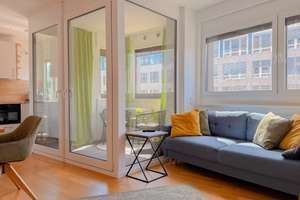 Möblierte 1-Zimmer-Wohnung mit Einbauküche, 1x Loggia und Stellplatz in der Ludwigsvorstadt – Die vollständige Adresse der Immobilie erhältst du vom Anbieter., 80336 Ludwigsvorstadt-Kliniken, München – Vorschaubild 1