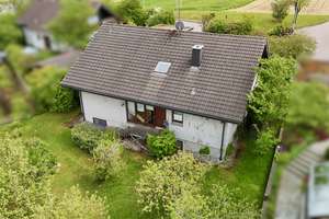 Familienidylle in Ortsrandlage – Charmantes Einfamilienhaus in Laichingen – Die vollständige Adresse der Immobilie erhältst du vom Anbieter., 89150 Laichingen – Vorschaubild 26