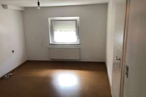 Großzügiges Einfamilienhaus mit Einliegerwohnung in Schömberg
 – Die vollständige Adresse der Immobilie erhältst du vom Anbieter., 72355 Schömberg – Vorschaubild 30