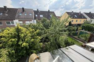 5-ZIMMER-REIHENMITTELHAUS MIT GARAGE UND KLEINEM GARTEN IN RUHIGER LAGE VON ALTDORF – Die vollständige Adresse der Immobilie erhältst du vom Anbieter., 90518 Altdorf bei Nürnberg – Vorschaubild 23