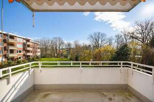 Viel Platz zum Ankommen: Tolle 4-Zimmer-Wohnung mit Süd-Balkon und TG-Stellplatz in HH-Poppenbüttel! – Die vollständige Adresse der Immobilie erhältst du vom Anbieter., 22399 Poppenbüttel, Hamburg – Vorschaubild 11