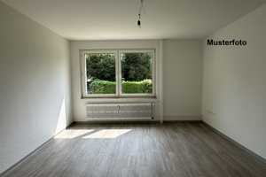 charmante, sanierte 2-Zimmer-Wohnung im EG – Köttlingerweg 3, 44793 Bochum – Vorschaubild 2