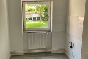 Komplett renovierte 3 Zimmer Wohnung mit Balkon in Gelsenkirchen zu vermieten – Grimmstraße 26, 45883 Heßler, Gelsenkirchen – Vorschaubild 9
