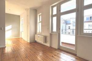 SEHR HELLE CHARMANTE 1 BIS 1,5 ZIM. MIT OFFENER EBK, ABGEZOGENE DIELEN UND BALKON IN RUHIGLAGE – Die vollständige Adresse der Immobilie erhältst du vom Anbieter., 10553 Moabit, Berlin – Vorschaubild 19
