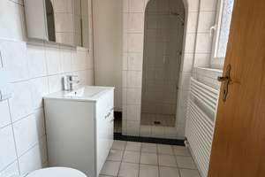 Vielseitiges Wohnjuwel: Haus mit zwei Einliegerwohnungen, Vollkeller & geräumiger Doppelgarage & Ca – Die vollständige Adresse der Immobilie erhältst du vom Anbieter., 38446 Reislingen, Wolfsburg – Vorschaubild 22