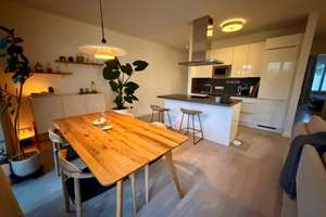 lnnenstadtnahe, lichtdurchflutete 3-Zimmer-EG-Wohnung mit EBK + Garten in Regensburg – Friedrich-Niedermayer-Straße 15, 93049 Westenviertel, Regensburg – Vorschaubild 3