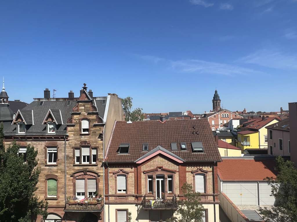 Immobilie in Landau in der Pfalz - charmantes Dachgeschoss-Studio in Altstadtvilla - Bild 0