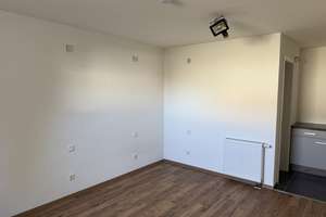 Helle und großzügige Wohnung zu vermieten! EBK, Garage, Arbeitszimmer, Terrasse, Garten... – Berggasse 31, 72762 Reutlingen-Mitte, Reutlingen – Vorschaubild 28