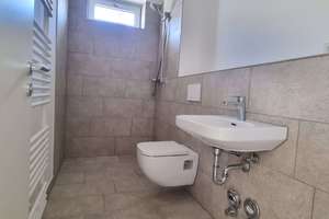 Modern Studio in quiet gardenhouse with balcony, kitchen, hardwood, walk-in shower etc. – Die vollständige Adresse der Immobilie erhältst du vom Anbieter., 12049 Neukölln (Ortsteil), Berlin – Vorschaubild 3