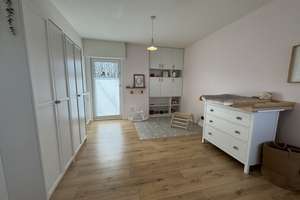 215qm, 7 Zimmer, 2 Balkone, 2 Parkplätze, neue EBK, Bad & Dusche – Hohenbudbergerstr 133, 47229 Friemersheim, Duisburg – Vorschaubild 10