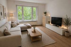 Helle Wohnung mit Balkon in beliebter Lage
