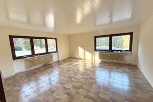 Traumhaft gelegene 3-Zimmer-Wohnung in Zerf mit Balkon und Gartenmitbenutzung – Die vollständige Adresse der Immobilie erhältst du vom Anbieter., 54314 Zerf – Vorschaubild 3