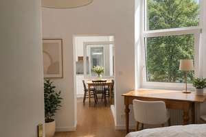 BELGISCHES VIERTEL  TOP 1,5-Zimmer-Apartment im Stilaltbau