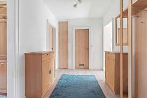 Sonnige 3 Zimmer-Wohnung mit Balkon – Die vollständige Adresse der Immobilie erhältst du vom Anbieter., 80807 Milbertshofen, München – Vorschaubild 5