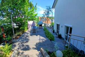 Modernisiertes EFH mit Einliegerwohnung, aufwändiger Gartenanlage und Fernsicht in Ruhelage! – Die vollständige Adresse der Immobilie erhältst du vom Anbieter., 65232 Taunusstein – Vorschaubild 6
