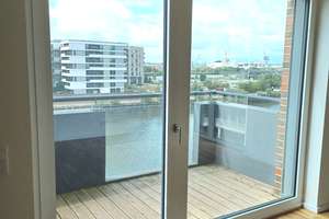 Moderne 3-Zimmer-Wohnung mit Balkon und Wasserblick direkt am Baakenhafen! – Versmannstraße 36, 20457 HafenCity, Hamburg – Vorschaubild 6