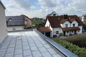 Penthouse-Feeling mit toller Dachterrasse
Neubau im 2. OG in Ingolstadt-Mailing
mit TG und Aufzug! – Brunellenstraße 8, 85055 Mailing, Ingolstadt – Vorschaubild 16