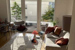 Stilvoll möblierte 2-Zimmer-Wohnung in Top-Lage Düsseldorf (Le Flair) – Untermiete 