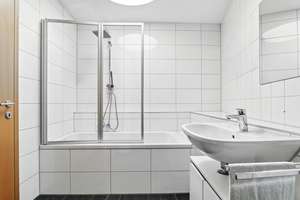 3 Zimmer Wohnung in Duisburg Altstadt, ca. 79 m² – Die vollständige Adresse der Immobilie erhältst du vom Anbieter., 47051 Altstadt, Duisburg – Vorschaubild 3