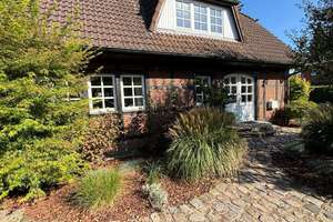 Exklusive Rarität: Eichenfachwerk-Einfamilienhaus an der Stadtgrenze Hamburg/Norderstedt – Die vollständige Adresse der Immobilie erhältst du vom Anbieter., 22851 Norderstedt – Vorschaubild 3