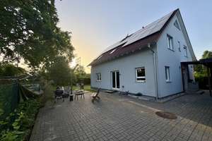 Durchatmen und wohlfühlen: Allergiker geeignetes Familienhaus in Zehlendorf auf sonnigem Grundstück – Die vollständige Adresse der Immobilie erhältst du vom Anbieter., 14167 Zehlendorf, Berlin – Vorschaubild 2