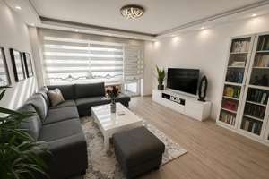 Bezugsfreie 3-Zimmer-Wohnung mit SW-Balkon & Stellplatz in Krefeld-Fischeln