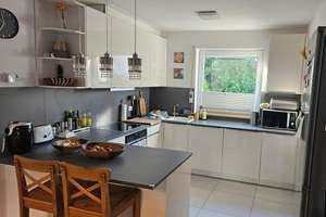 Schön renoviertes Reienhaus in familienfreundlicher Lage