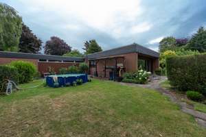 *VERKAUFT* Architektur-Ikone: Winkel-Bungalow inklusive Parkfeeling in Krefeld-Fischeln – Die vollständige Adresse der Immobilie erhältst du vom Anbieter., 47807 Fischeln, Krefeld – Vorschaubild 28