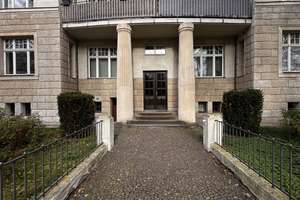 "Historischer Charme trifft Moderne – 4-Zimmer-Wohnung mit zwei Balkonen" – Straße Des 18. Oktober 13, 4103 Zentrum-Südost, Leipzig – Vorschaubild 3