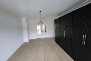 Helle 3,5 Zimmer Wohnung mit Balkon & Einbauküche in Düsseldorf Grafenberg – Die vollständige Adresse der Immobilie erhältst du vom Anbieter., 40629 Grafenberg, Düsseldorf – Vorschaubild 5