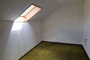 Einfamilienhaus mit Einliegerwohnung in attraktiver Hanglage - großer Garten, Doppelgarage – Die vollständige Adresse der Immobilie erhältst du vom Anbieter., 57080 Eisern, Siegen – Vorschaubild 18