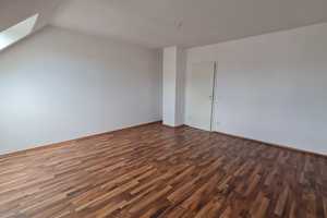 "PREISKNALLER"_Geräumige 2-Zimmer Wohnung im Dachgeschoß**** – Leipziger Straße 111, 9113 Chemnitz – Vorschaubild 9