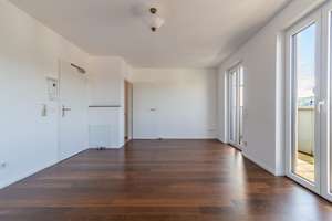 Blick über die Stadt- Altersgerechte helle Penthousewohnung an der Fußgängerzone – Die vollständige Adresse der Immobilie erhältst du vom Anbieter., 54292 Nord, Trier – Vorschaubild 6