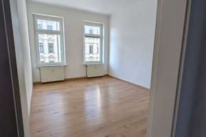 +++GROßE 3-R. WHG. +TAGESLICHTBAD m. WANNE+++GROßZÜGIGE RÄUME + BALKON+++ – Reichpietschstraße 27, 4317 Reudnitz-Thonberg, Leipzig – Vorschaubild 2