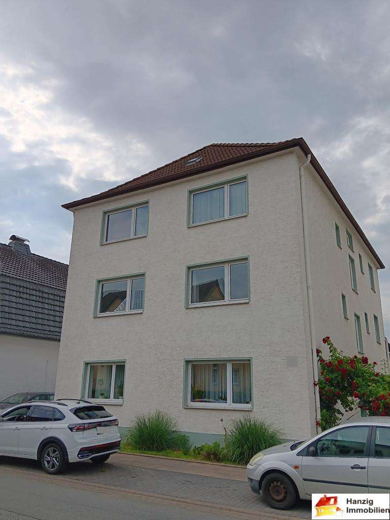 Mehrfamilienhaus mit 5 Wohnungen und einer Gewerbeeinheit im Bielefelder Osten