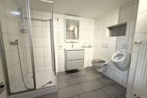 Vielseitig renoviertes Einfamilienhaus mit großem Nebengebäude und Garage. – Die vollständige Adresse der Immobilie erhältst du vom Anbieter., 91207 Lauf an der Pegnitz – Vorschaubild 8