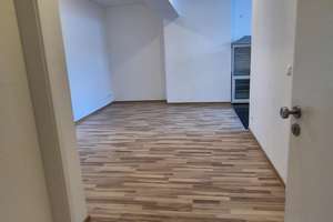 Mittendrin statt nur dabei! 4 ZKB-Wohnung Innenstadt Saarbrücken – Nassauerstraße 4, 66111 St. Johann, Saarbrücken – Vorschaubild 3