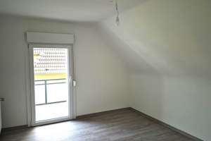 Ihre Zukunft - Ihre Wohnung: komplett renovierte 3-Zi.-DG-Wohnung mit Balkon – Mengeder Str. 543, 44359 Mengede (Ortsteil), Dortmund – Vorschaubild 3