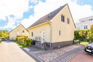 Familienidylle pur – modernes Einfamilienhaus in Siedlungslage – Die vollständige Adresse der Immobilie erhältst du vom Anbieter., 12487 Johannisthal, Berlin – Vorschaubild 11