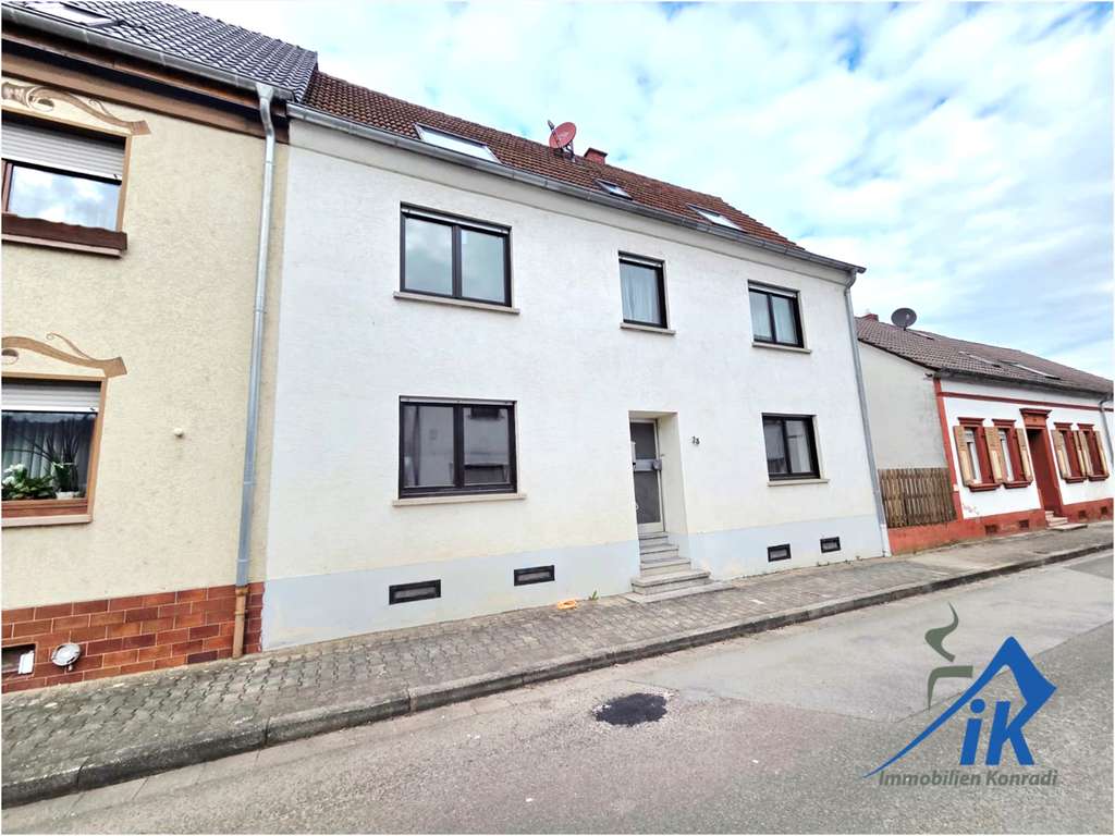 Immobilie in Hauptstuhl - IK| Hauptstuhl: Charmante DHH mit Garten – Ihr Zuhause oder eine solide Kapitalanlage - Bild 1