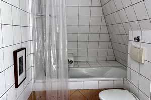 Exklusives Reihenendhaus mit Garage und besonderem Wohnambiente in Oberkassel – 40547 Oberkassel, Düsseldorf – Vorschaubild 12
