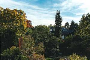 Helle und moderne 4-Zimmer-Wohnung mit gehobener Ausstattung in Benrath zu vermieten