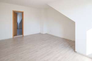 Einzigartige Dachgeschosswohnung - ab jetzt für Sie verfügbar! – Leipziger Straße 42, 45881 Schalke, Gelsenkirchen – Vorschaubild 7