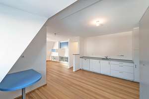 Waldperlach: Schicke 3-Zimmer-Wohnung mit Dachterrasse, Energieeffizienzklasse A+ – Elfenstr. XIV, 81739 Waldperlach, München – Vorschaubild 3