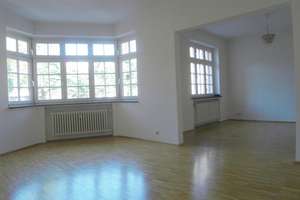 In Rheinnähe: Stadtwohnung im denkmalgeschützten Altbau – Die vollständige Adresse der Immobilie erhältst du vom Anbieter., 40545 Oberkassel, Düsseldorf – Vorschaubild 4